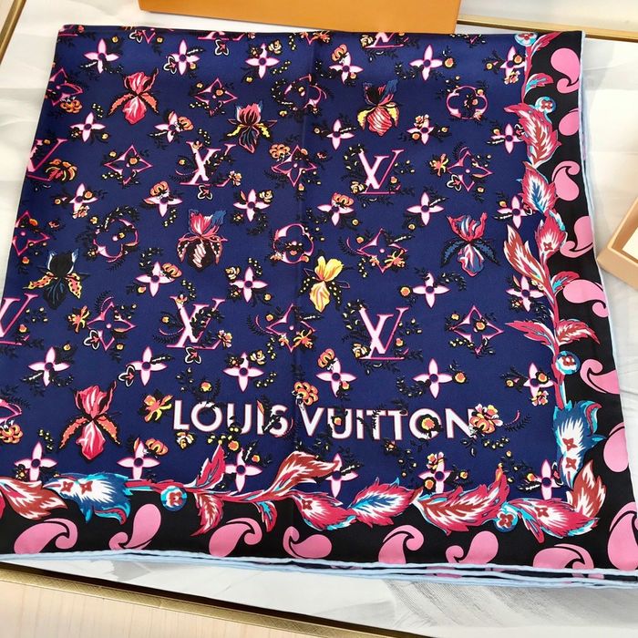 Louis Vuitton Scarf LVS00108